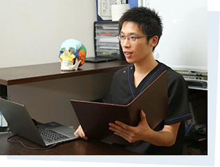 院長 西原 康博(にしはら やすひろ)