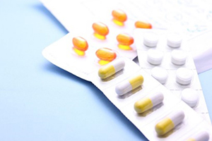 病院で処方された痛み止めを飲み続ける。